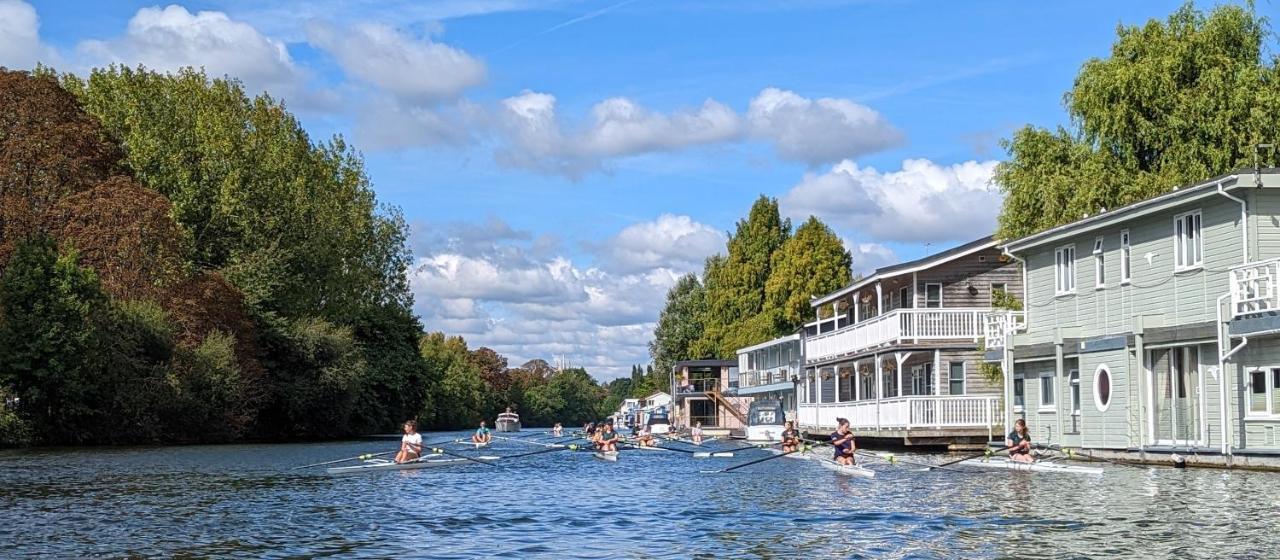Tulana Taggs - Floating Home On Idyllic Island Hampton Hill Экстерьер фото